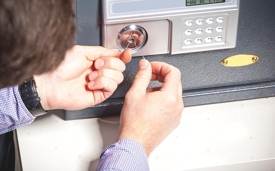 faire appel à un serrurier Suresnes